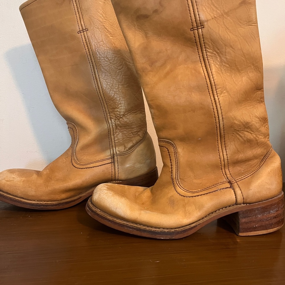 Frye Tan Heeled Boots Timeless Design